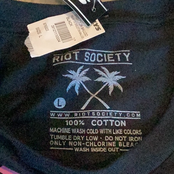 NWT RIot Society tee - Picture 2 of 2